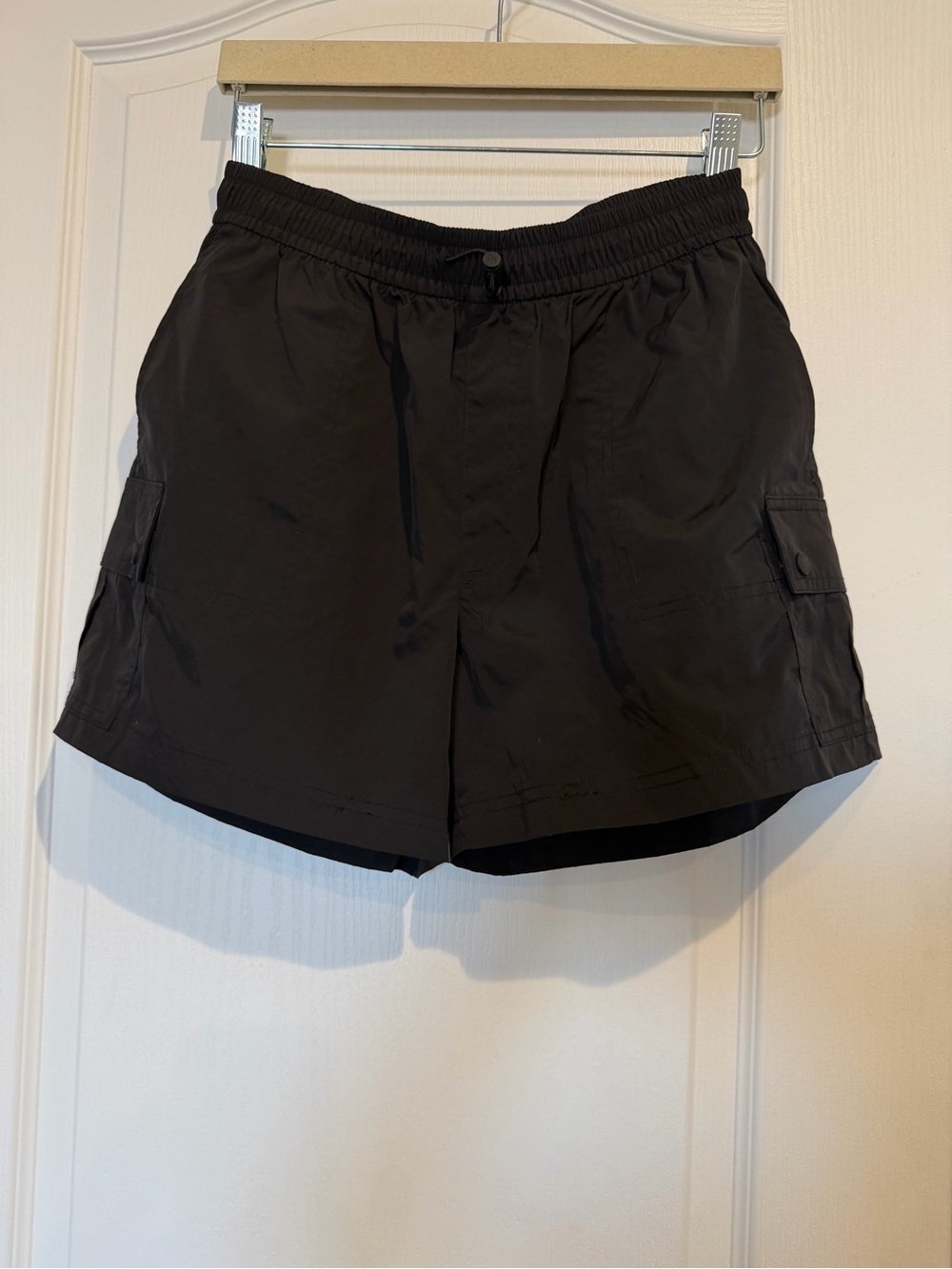 PINK Victoria's Secret Women’s Black Cargo Shorts